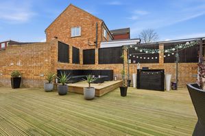 Photo 31- click for photo gallery